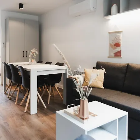 Holiday home Neue Stylische Huesle By Unique Places
